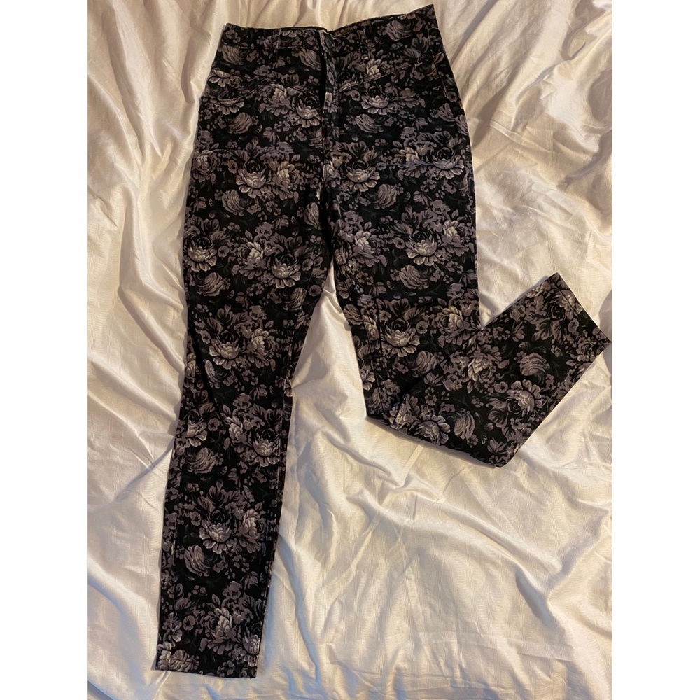 Urban outfitter high waisted jeans